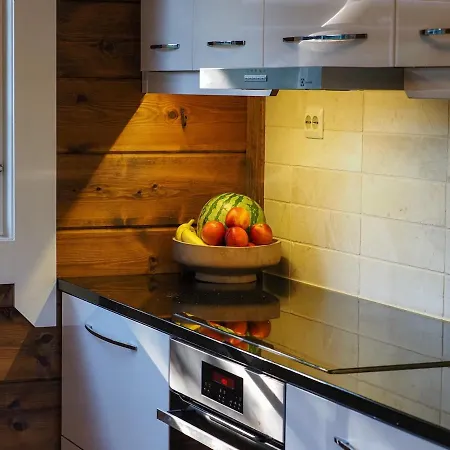 Snerting Ranch - Comfty And Modern Log House